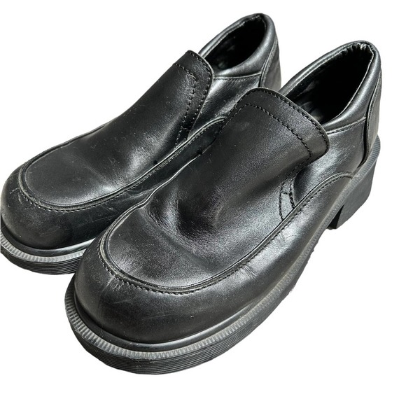 Dr. Martens Shoes - Vintage DOC MARTENS 1A02 loafers chunky heel made in England